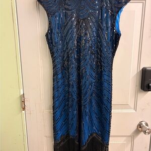 Chic Black and Blue Sequined Midi Dress